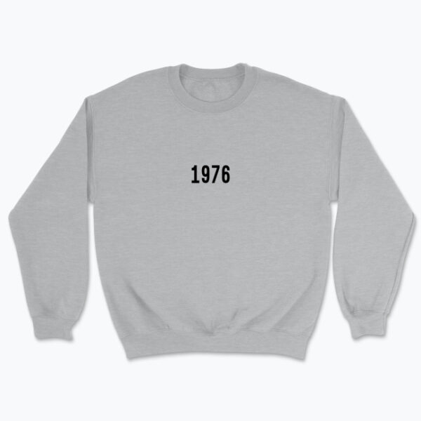 1976 - Bluza z czarnym nadrukiem - obrazek 15